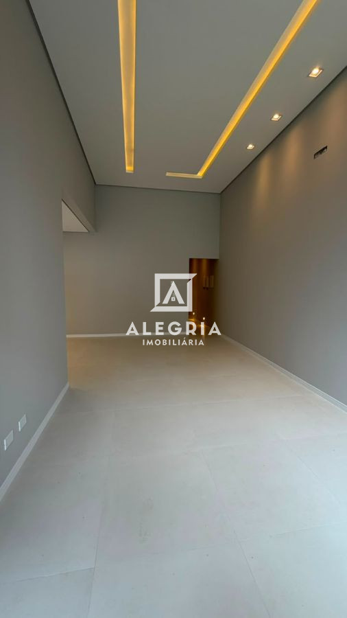 Linda Casa Alto Padrão Contendo 04 Dormitórios Sendo 01 Suite no Aguas Belas em São José dos Pinhais