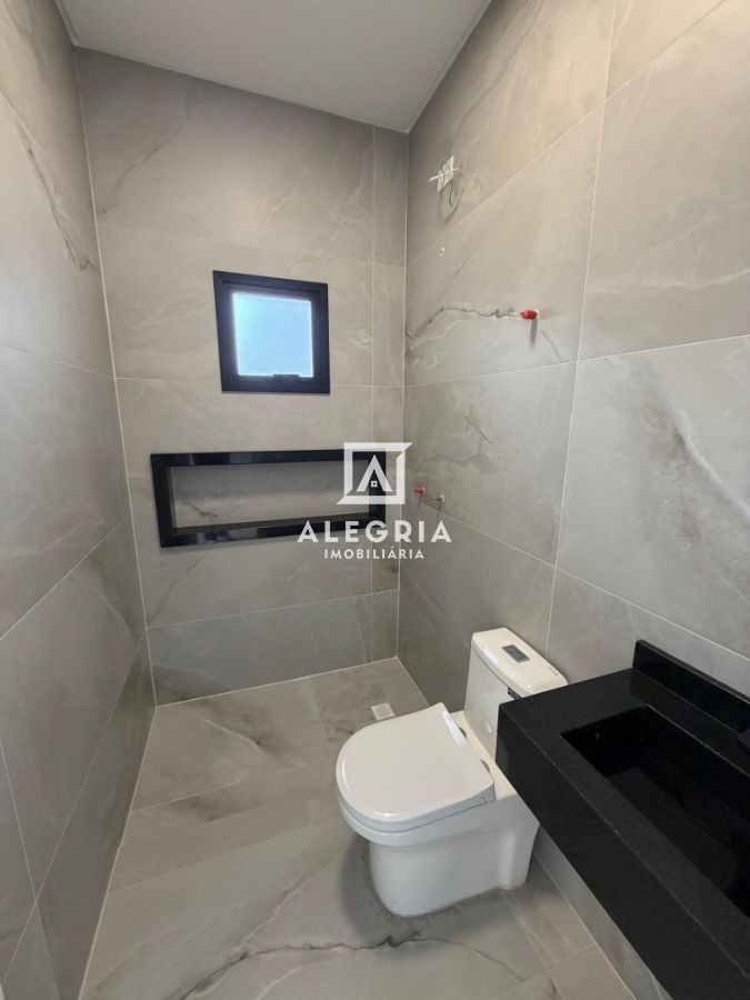 Linda Casa Contendo 03 Dormitórios no Jardim Cruzeiro em São José dos Pinhais