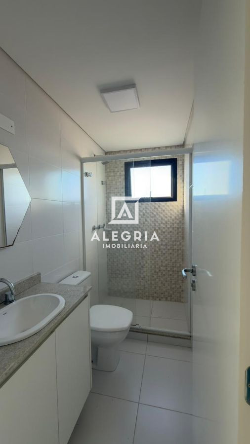 Lindo Apartamento no Centro Contendo 03 Dormitórios Sendo 01 Suite e 02 Vagas em São José dos Pinhais