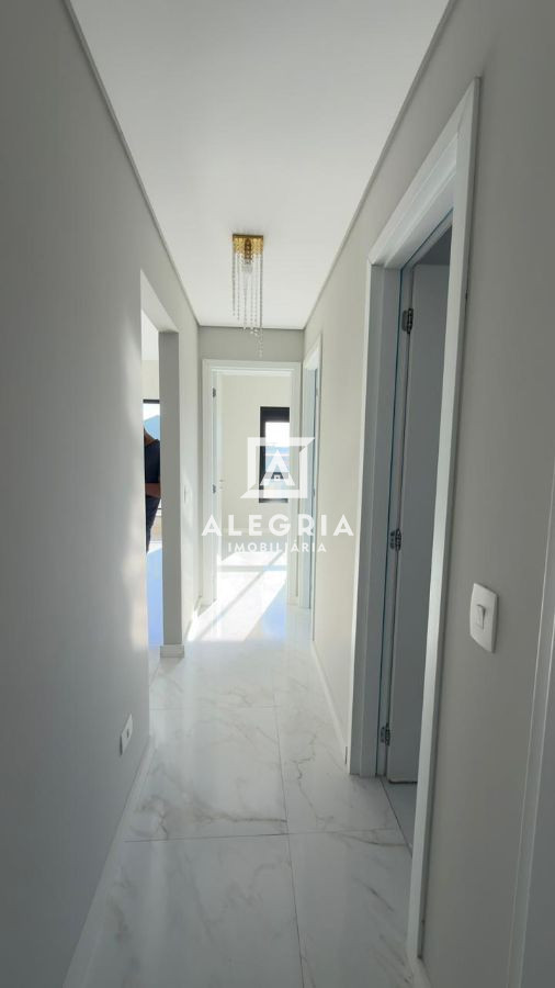 Lindo Apartamento no Centro Contendo 03 Dormitórios Sendo 01 Suite e 02 Vagas em São José dos Pinhais