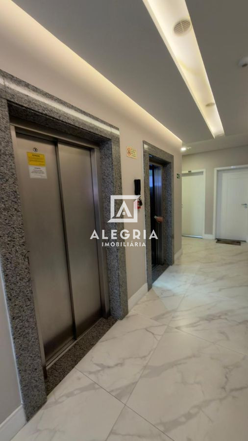Lindo Apartamento no Centro Contendo 03 Dormitórios Sendo 01 Suite e 02 Vagas em São José dos Pinhais