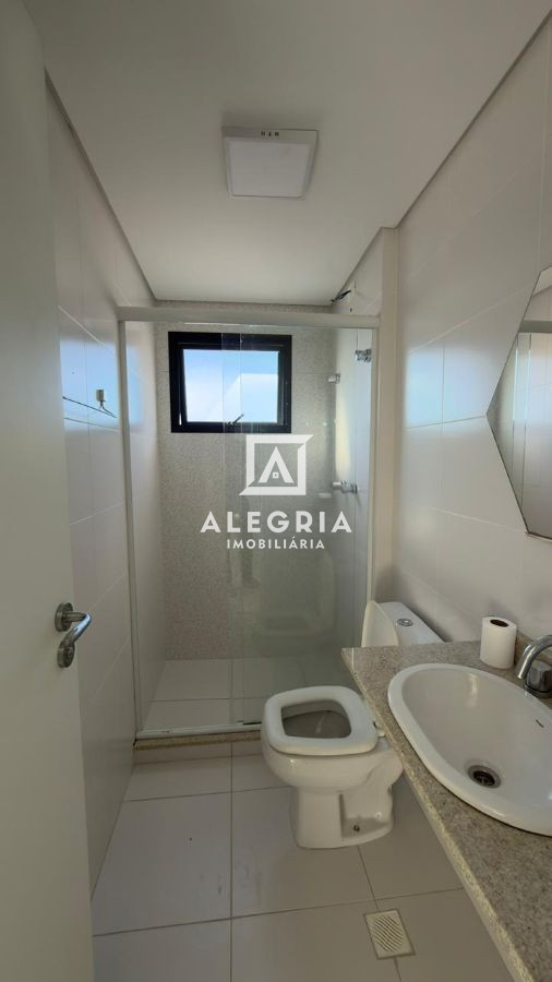 Lindo Apartamento no Centro Contendo 03 Dormitórios Sendo 01 Suite e 02 Vagas em São José dos Pinhais