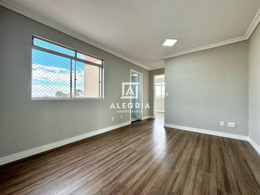 Lindo Apartamento Reformando Contendo 02 Dormitórios no Guatupe em São José dos Pinhais