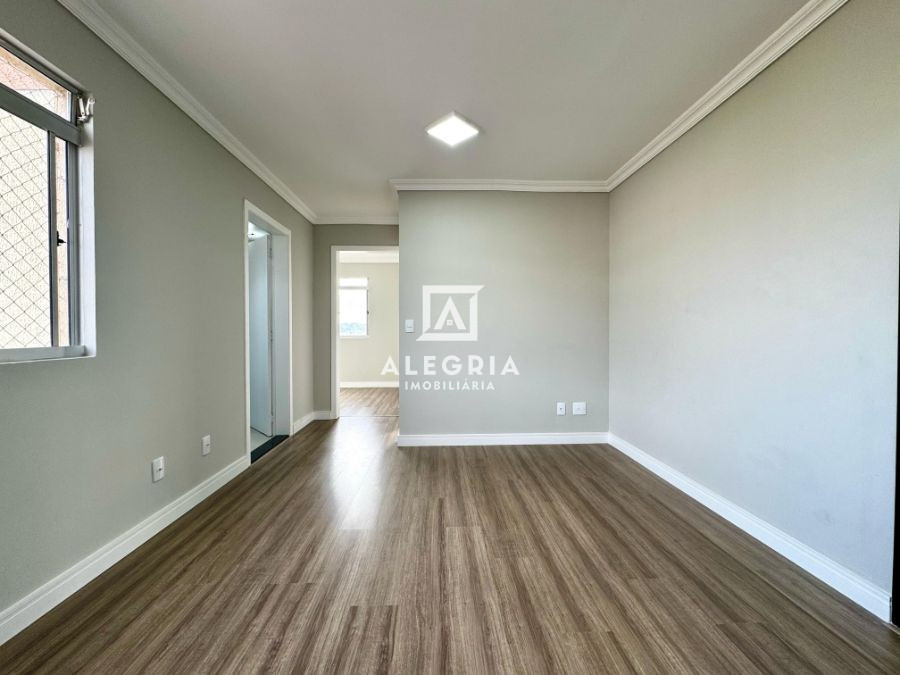 Lindo Apartamento Reformando Contendo 02 Dormitórios no Guatupe em São José dos Pinhais