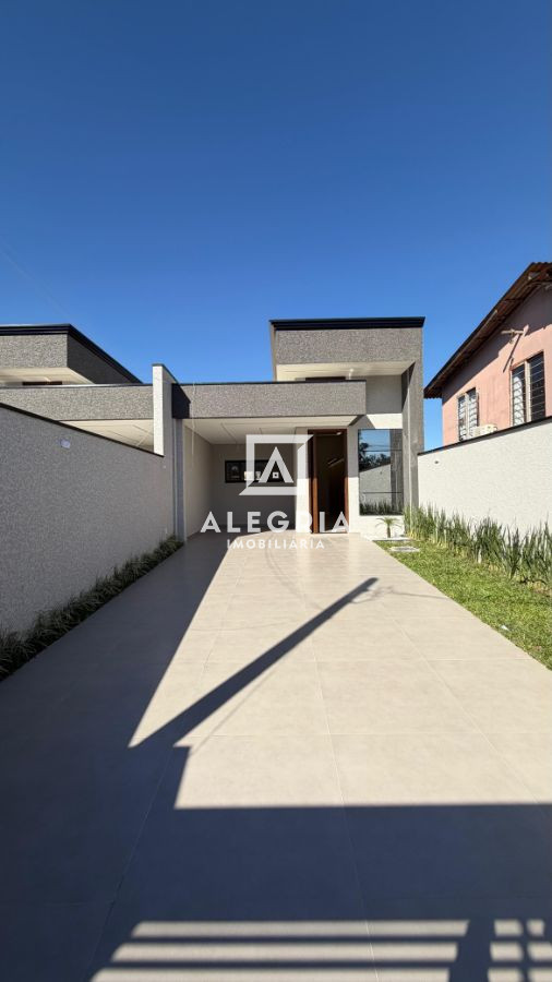 Linda Casa Contendo 03 Dormitórios Sendo 01 Suite na Cidade Jardim em São José dos Pinhais