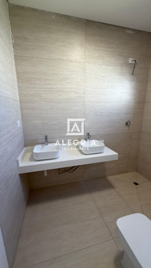 Linda Casa Contendo 03 Dormitórios Sendo 01 Suite na Cidade Jardim em São José dos Pinhais