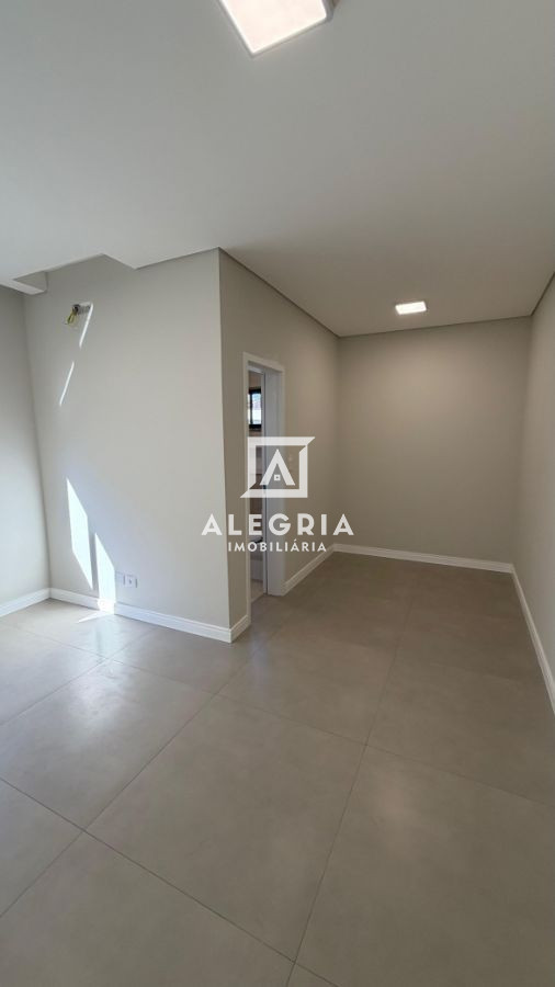 Linda Casa Contendo 03 Dormitórios Sendo 01 Suite na Cidade Jardim em São José dos Pinhais