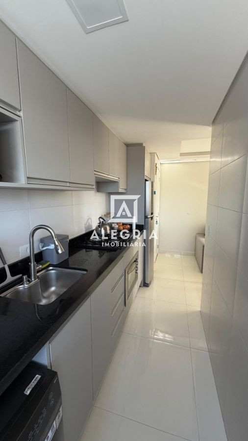 Lindo Apartamento Semi Mobiliado Contendo 02 Dormitórios no Afonso Pena em São José dos Pinhais