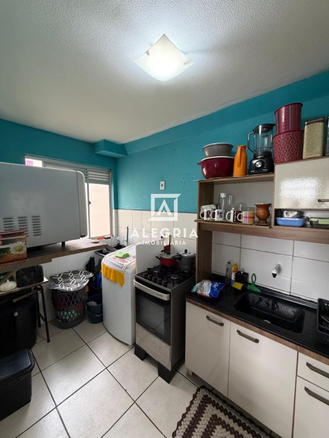Apartamento Contendo 02 Dormitórios no Guatupe em São José dos Pinhais