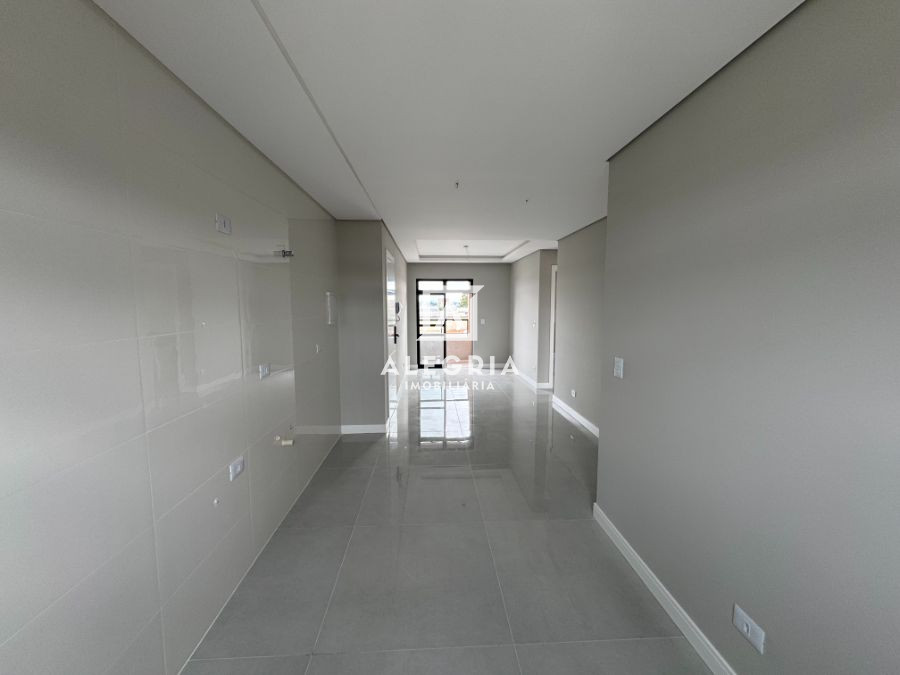 Lindo Apartamento Contendo 02 Dormitórios sendo 01 suite na Boneca do Iguaçu em São José dos Pinhais