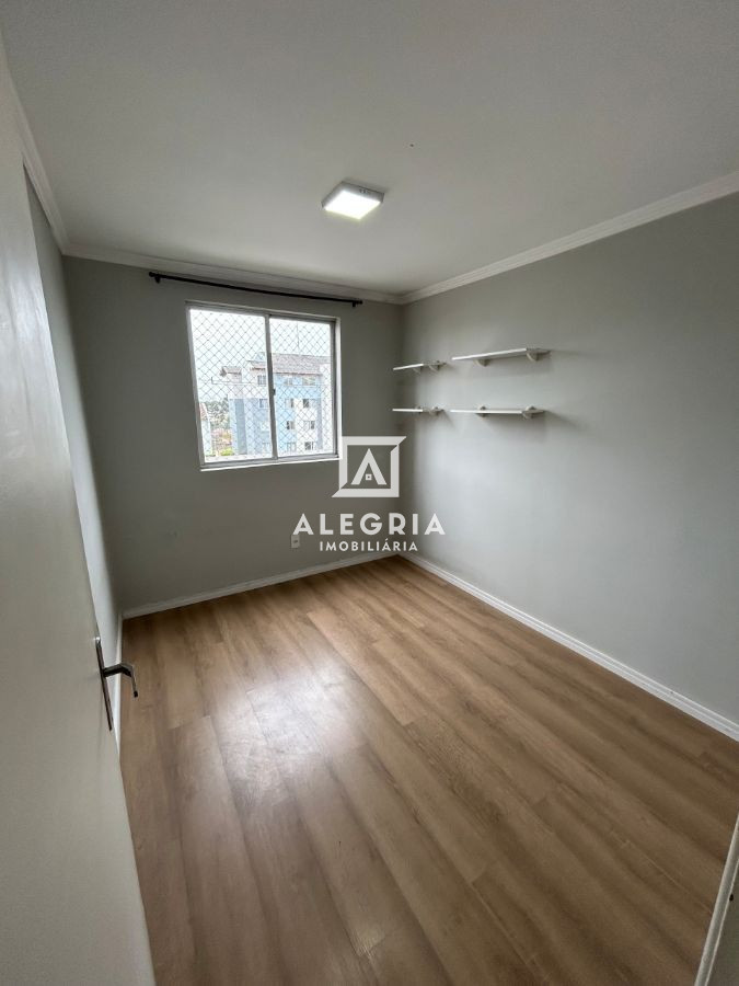Lindo Apartamento semi mobilado no Bairro Santo Antonio em São José dos Pinhais