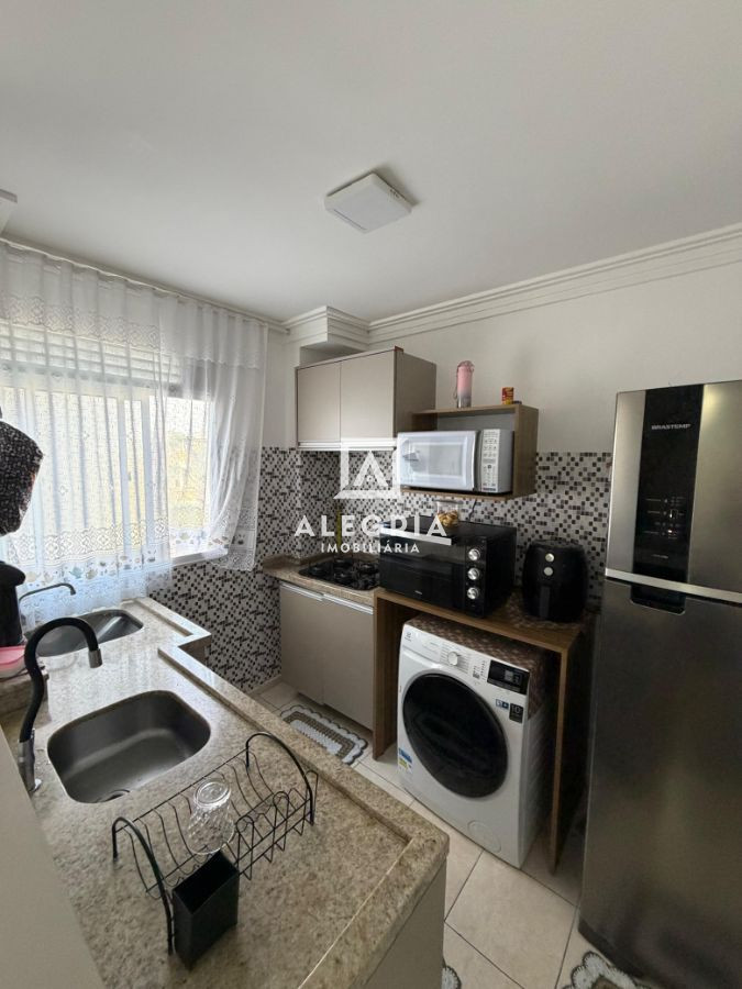 Lindo Apartamento Semi Mobiliado 02 Dormitórios no Residencial Casa Blanca em São José dos Pinhais