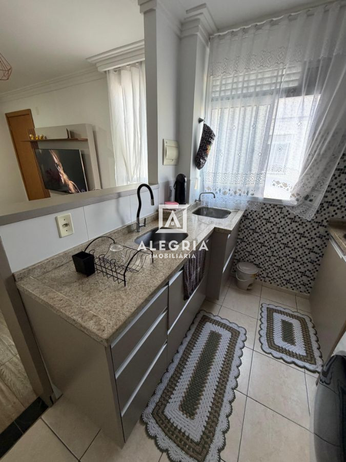 Lindo Apartamento Semi Mobiliado 02 Dormitórios no Residencial Casa Blanca em São José dos Pinhais