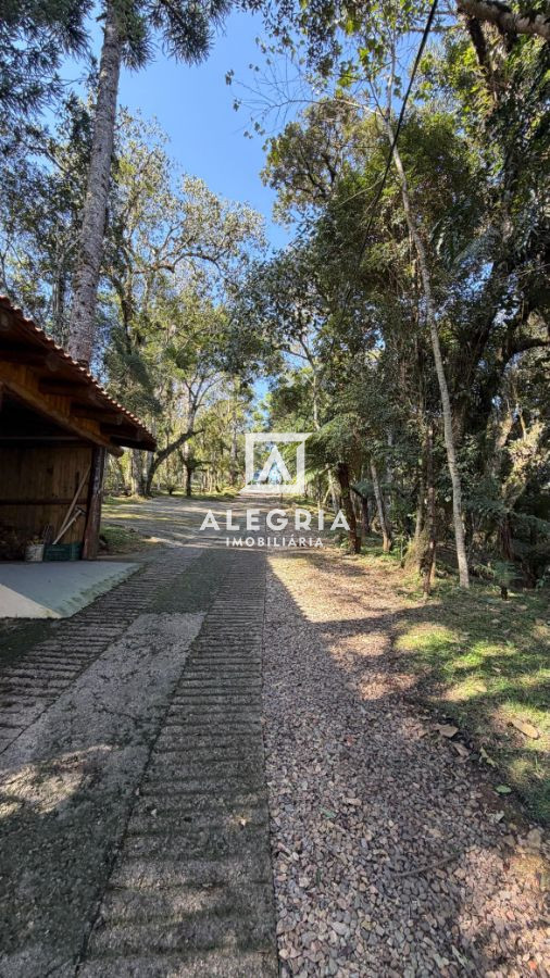 Belissima Chacara a Venda Contendo 7.300m² as Margens da Repressa do Vosorroca em São José dos Pinhais