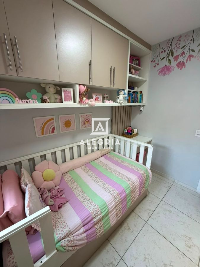Apartamento terreo com garden no bairro Costeira em São José dos Pinhais