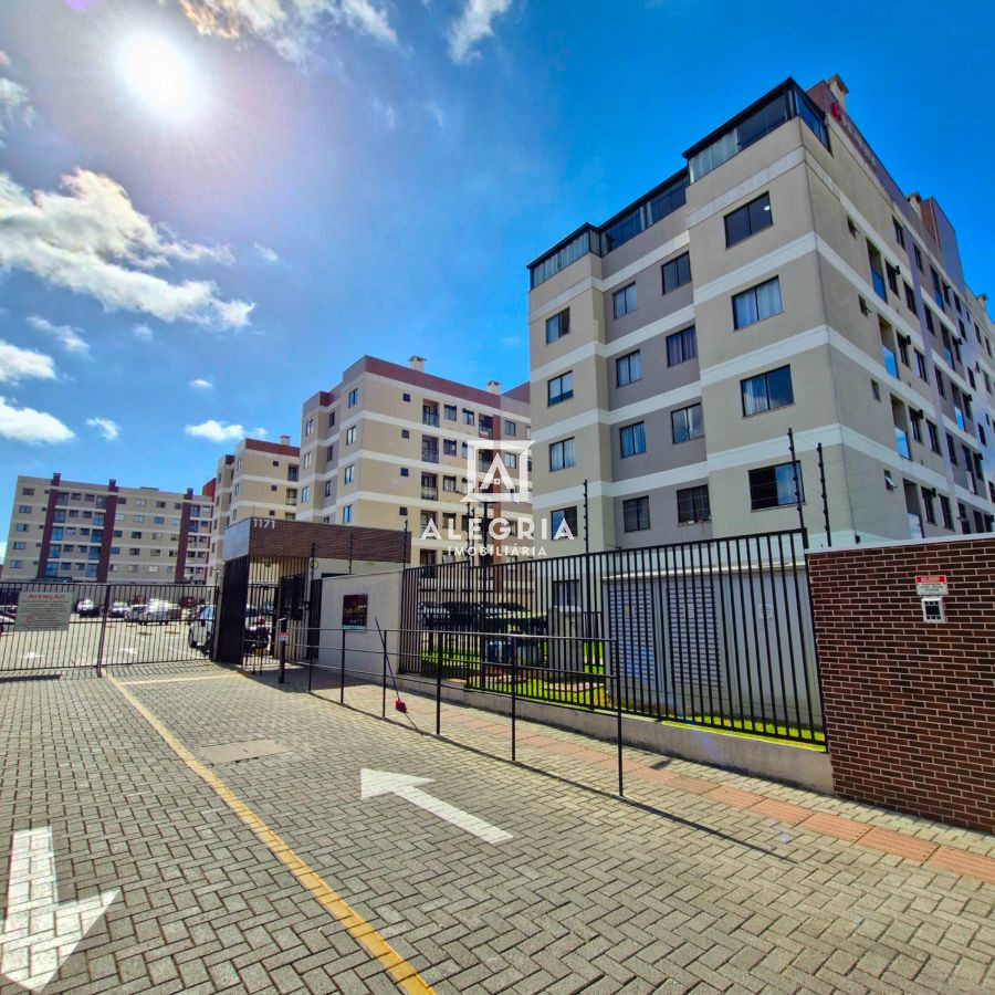 Lindo Apartamento Semi Mobiliado Contendo 02 Dormitórios no Afonso Pena em São José dos Pinhais
