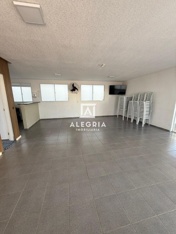 Apartamento terreo no bairro Colonia Rio Grande em São José dos Pinhais