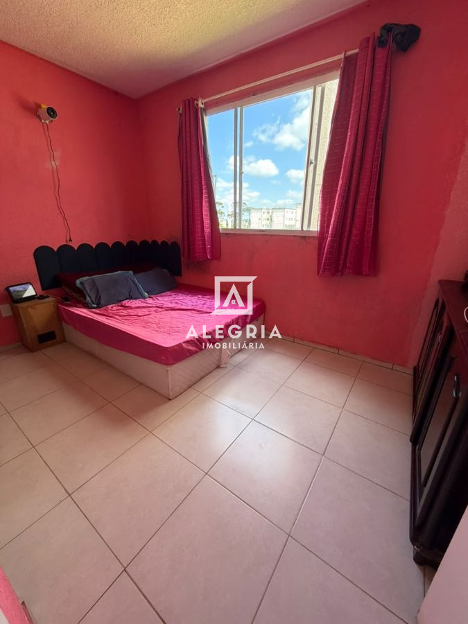 Apartamento terreo no bairro Colonia Rio Grande em São José dos Pinhais