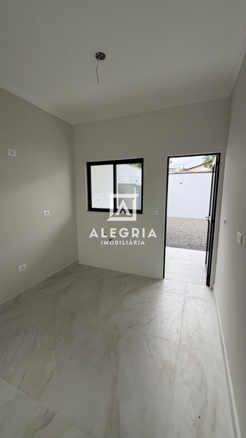 Belissima Casa a Venda no Afonso Pena Contendo 03 Dormitórios Sendo 01 Suite em São José dos Pinhais