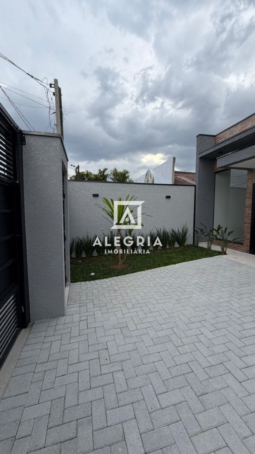Belissima Casa a Venda no Afonso Pena Contendo 03 Dormitórios Sendo 01 Suite em São José dos Pinhais