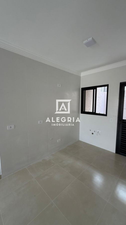 Linda Casa Contendo 03 Dormitórios Sendo 01 Suite em Condominio no Afonso Pena em São José dos Pinhais