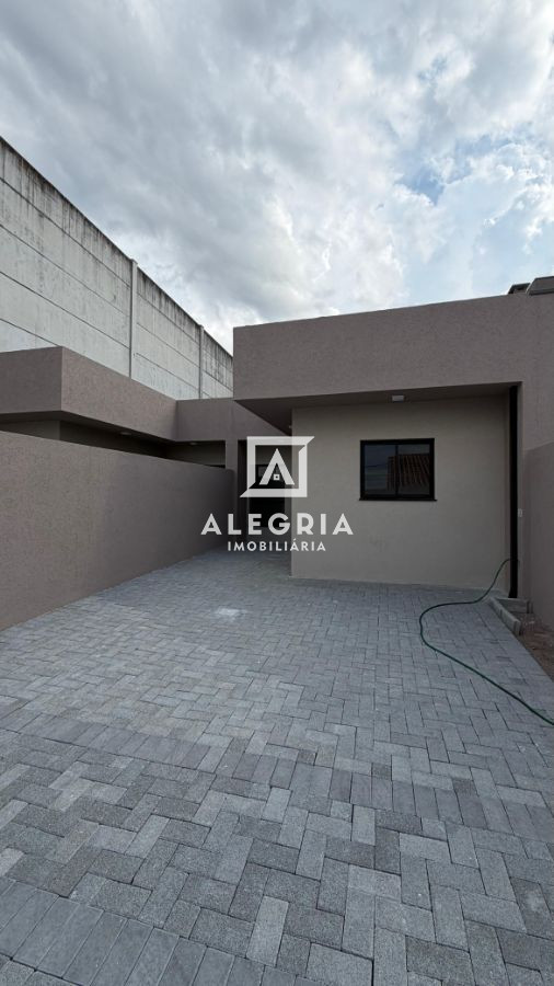 Linda Casa Contendo 03 Dormitórios Sendo 01 Suite em Condominio no Afonso Pena em São José dos Pinhais