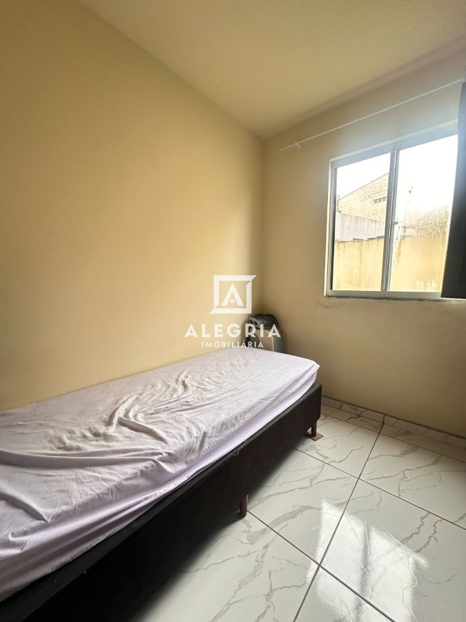 Apartamento 2 dormitórios térreo bairro Colonia Rio Grande em São José dos Pinhais