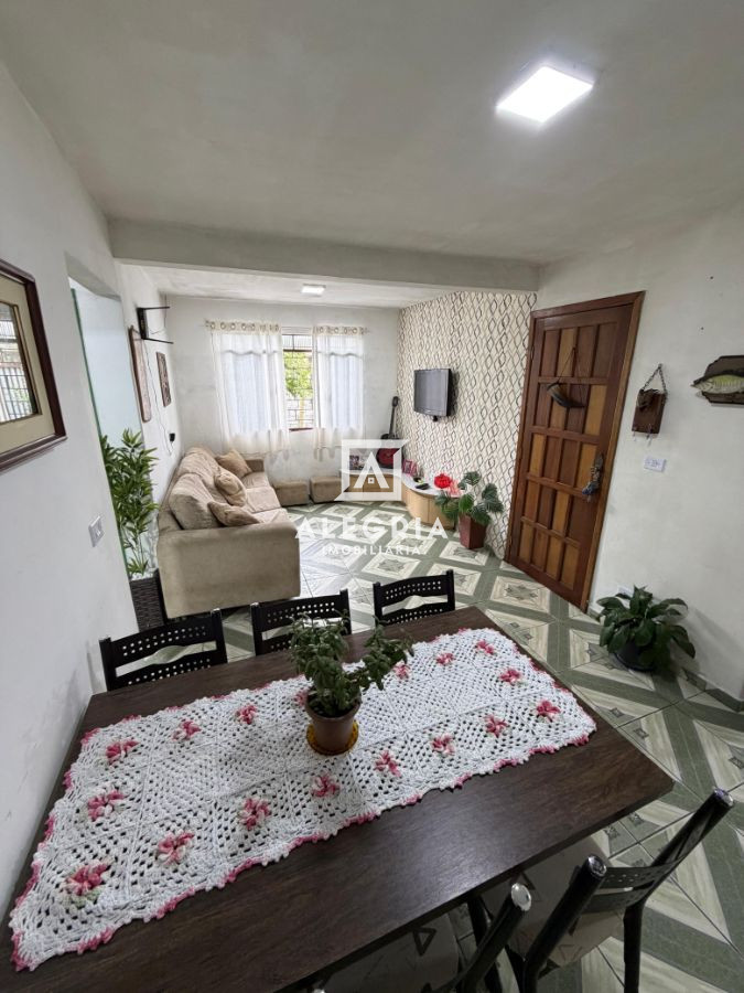 Casa no bairro Quississana em São José dos Pinhais